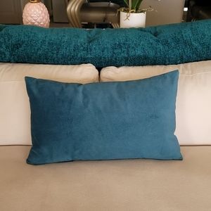 NWOT Textured Teal Lumbar Pillow